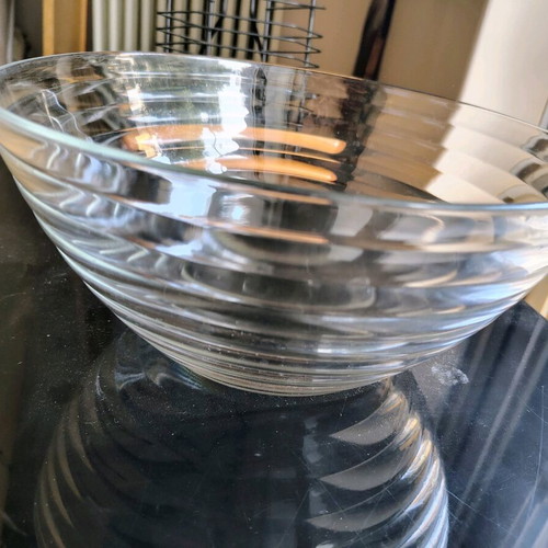 Glass large bowl like new