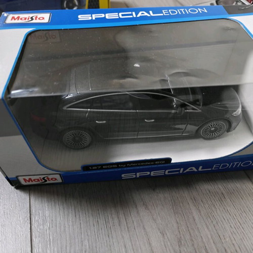 Mercedes EQC 1/27 Maisto Special Edition sealed