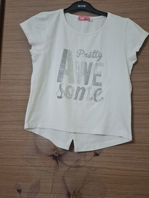 Sam short sleeve t-shirt like new, silver letters, white, age 14