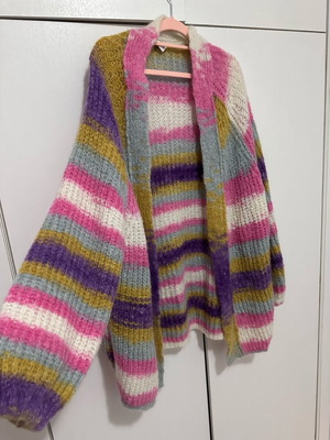 Wool cardigan Portami via like new, size XL, no buttons