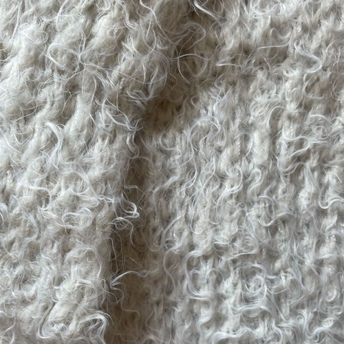 Knitted scarf like new in excellent condition