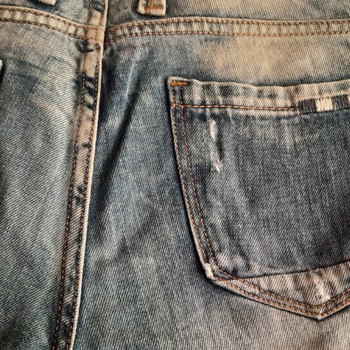 Attrattivo denim shorts size W27 like new, 5 pockets, blue