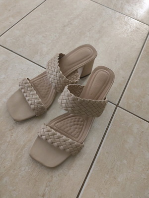 Alba Moda slippers used, beige with thick heel, size 40