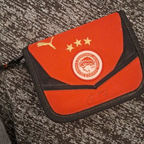 Olympiakos Wallet used with G7 pen design