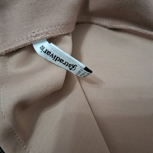 Stradivarius cardigan like new, oversized, rotten apple color, size S