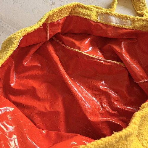 Indiego large yellow terry beach bag like new