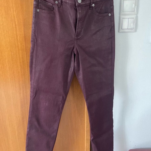 Fitted elastic burgundy pants new, size S