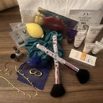 Cosmetics gift set with all samples like new
