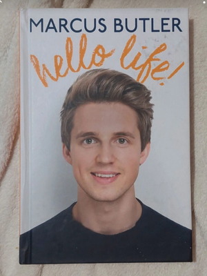 Hello life Marcus Butler book like new, English
