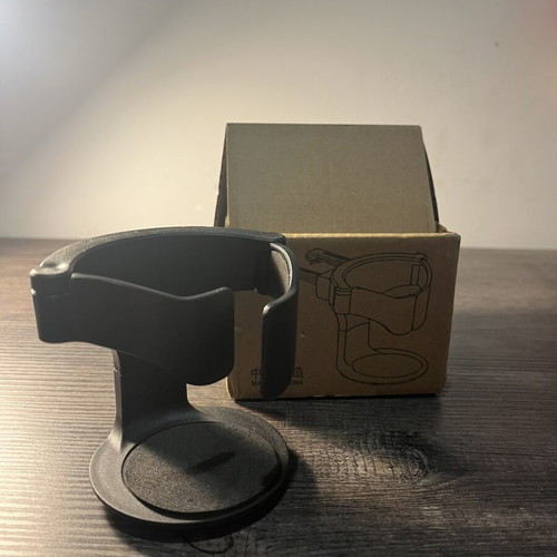 Car cup holder like new in excellent condition