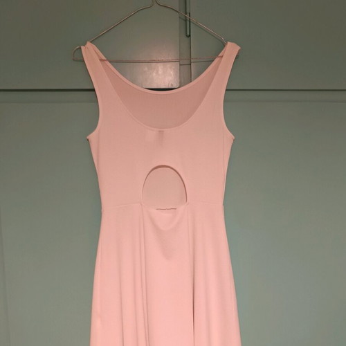 H&M White Mini Dress Like New with Open -  5,00 - Vendora.cy