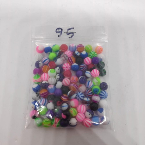 Acrylic piercing beads set 95 pieces like new, colorful designs