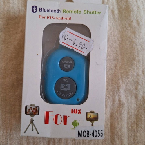 Bluetooth remote shutter blue new for photos