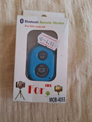 Bluetooth remote shutter blue new for photos