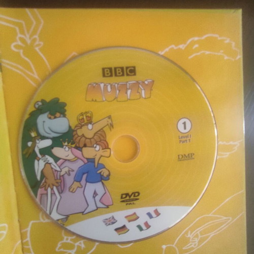 Muzzy language learning books used, pack of 5 books and 3 DVDs