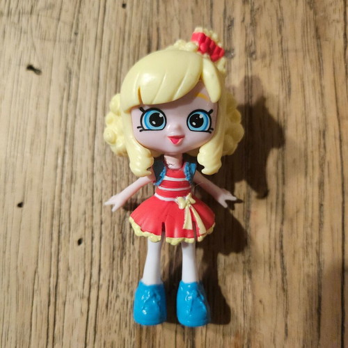 Mini doll Shopkins new