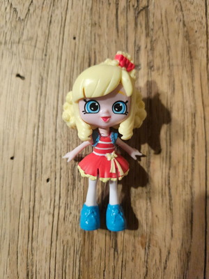 Mini doll Shopkins new