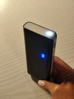 Trust Primo 13000 mAh power bank used with one faulty USB port, black