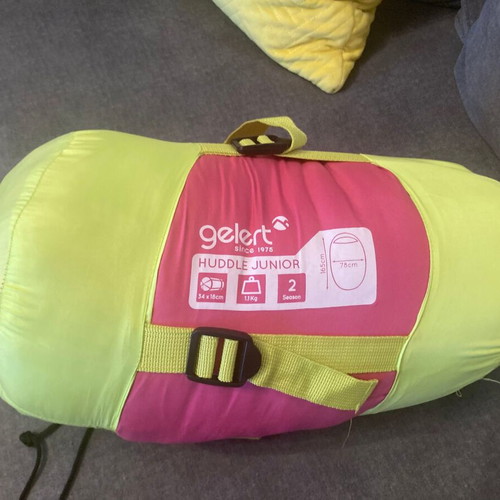 Gelert Huddle Junior Kids Sleeping Bag like new, 2-season