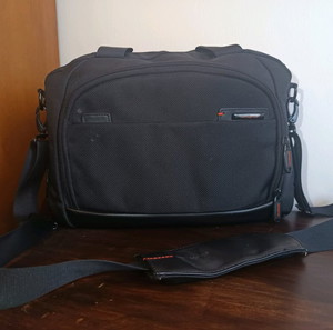 Τσάντα ώμου Samsonite για έγγραφα - tablet