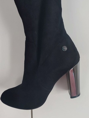 Fullah Sugah Under the Knee Boots like new, black, size 38