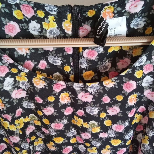 Mini dress black with flowers H&M used