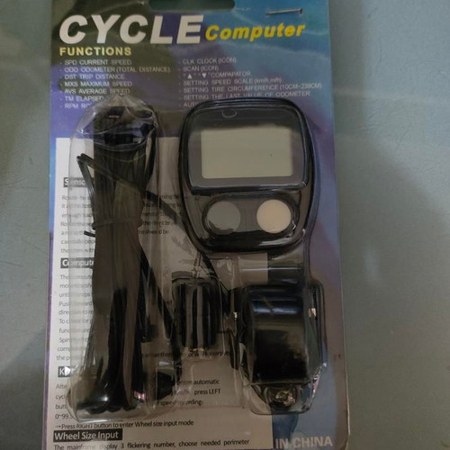 Cycle Computer with 14 Functions like new, waterproof, black