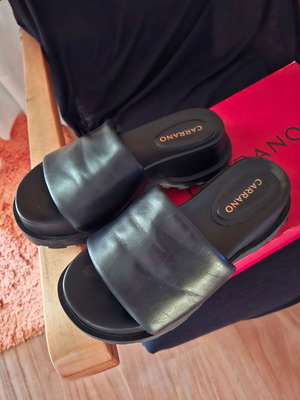 Πέδιλα Carrano 100% δέρμα size 38 σαν καινούργιο, μαύρα
