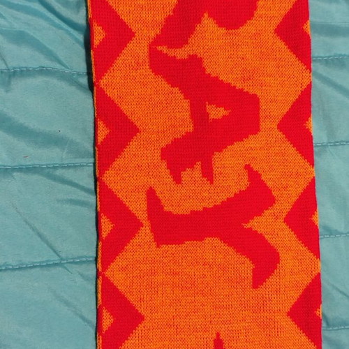 Galatasaray SK knitted scarf like new, authentic 2015-16