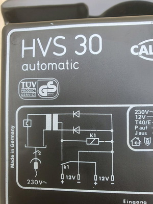 HVS 30 φορτιστής 12V τροχόσπιτο σαν καινούργιο