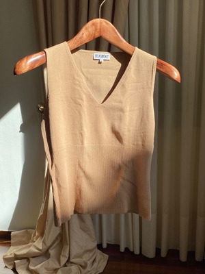 Elisa Landri Sleeveless Camel Top Size S