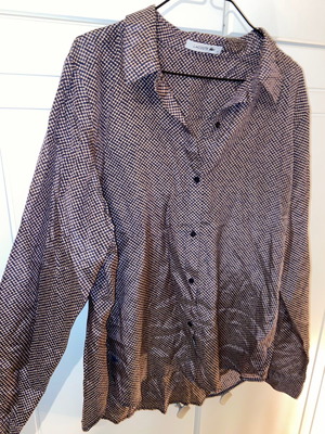 Lacoste women's shirt like new, cotton silk fabric