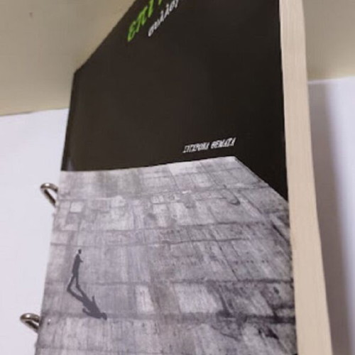Epi Poleos Collection of Texts by Sygxrona Themata