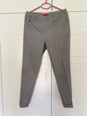 Manila Grace pants like new, modern cut with cuffs, size 46
