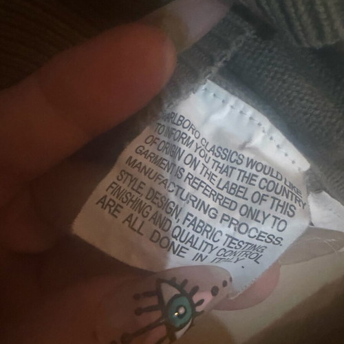 Marlboro XL shirt like new