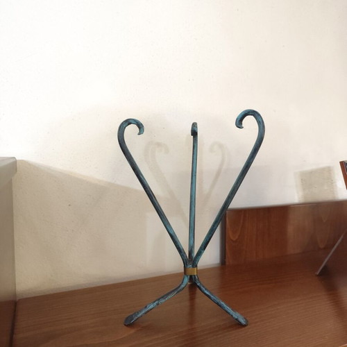 Metal plant pot stand like new with gold detail