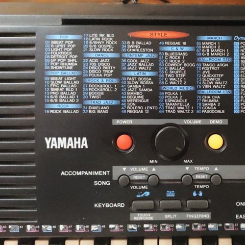 Yamaha PSR-230 keyboard like new with stand