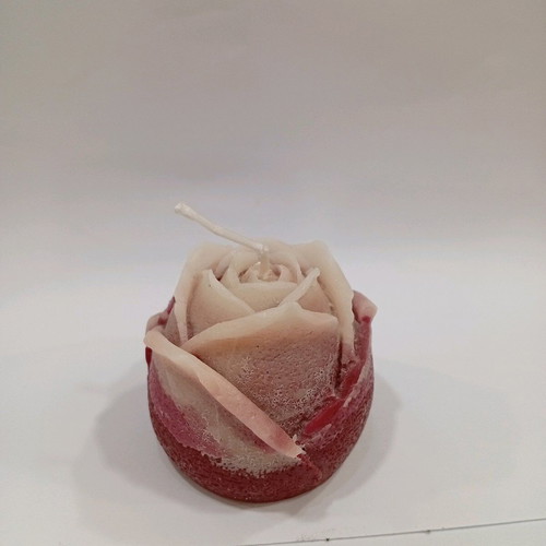 Handmade scented rose candle new