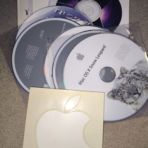 Apple macOS Snow Leopard installation CD