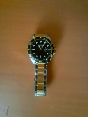 Curren 8388 men's watch new, black and gold