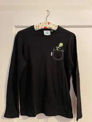 Look At Me pocket alien long sleeve t-shirt like new, size 146 cm