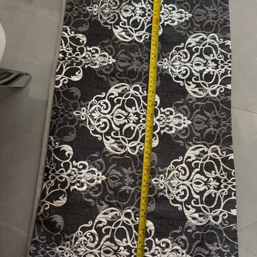 Table runner two-sided 85x34 cm like new