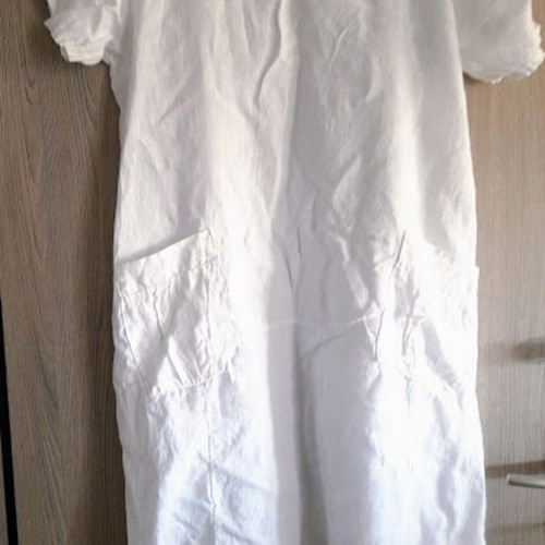 Linen dress like new, midi with pockets and laces