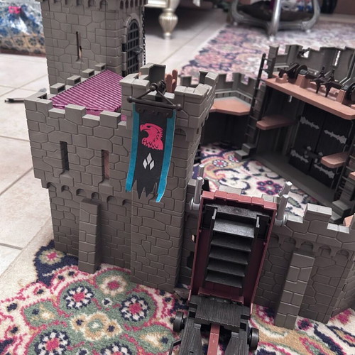 Playmobil 4866 Falcon Castle like new