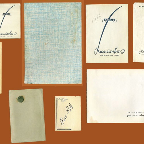 Set of 8 vintage photos in authentic paper envelopes like new