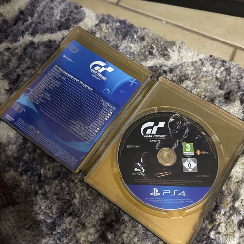 Gran Turismo Sport used steelbook with game for PS4