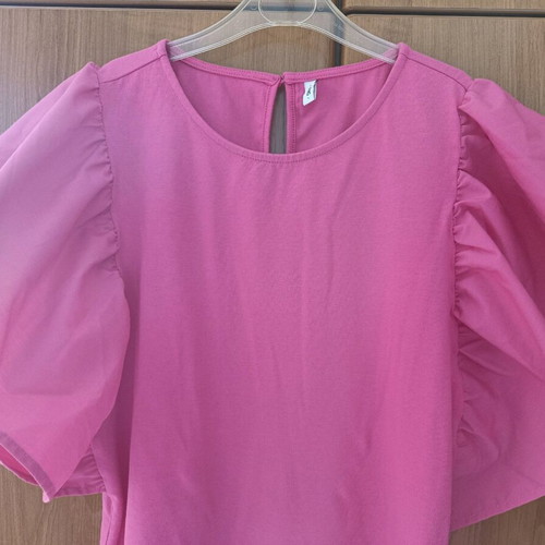 Only dress fuchsia, wide sleeves, short, like new, size L