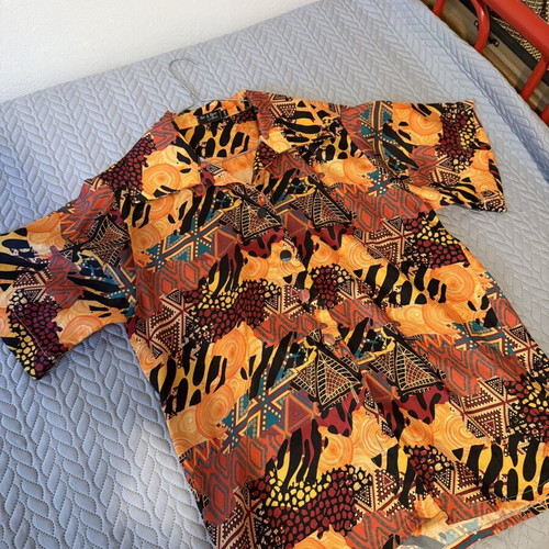 Be A Bee Couture printed shirt S/M like new, ethnic boho style