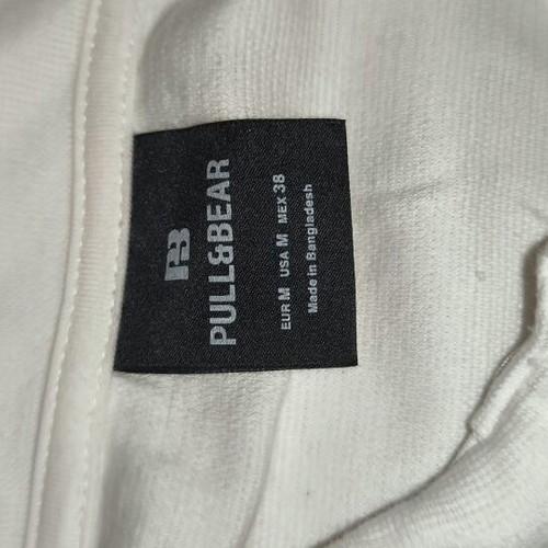 Pull & Bear t shirt like new, size M, white
