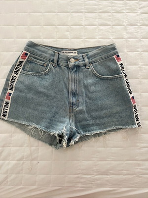 Pull&Bear τζιν σορτσάκι